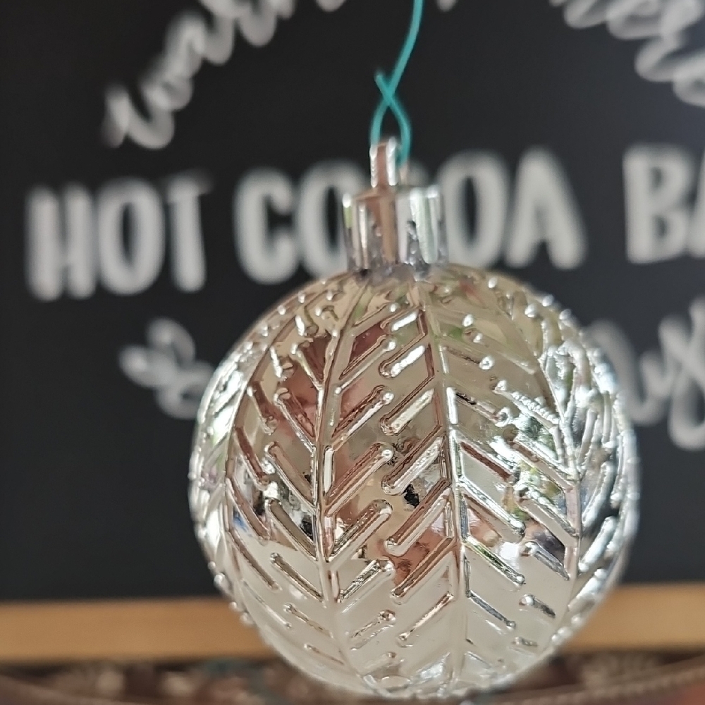 Silver Holiday Ornament 4 Pcs Set